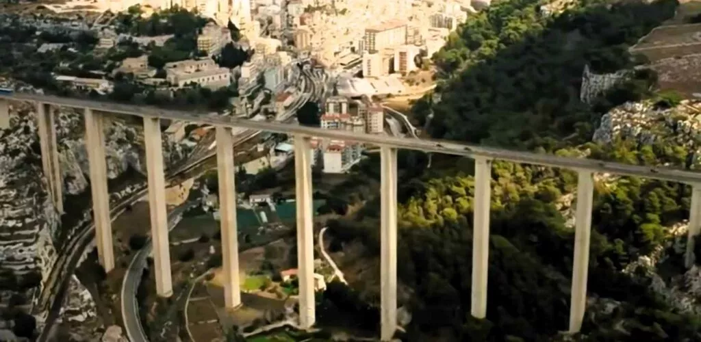 Inspector Montalbano opening credits locations ponte guerrieri